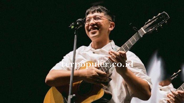 Bercinta Lewat Kata - Donne Maula Lirik Lagu Terpopuler Saat Ini