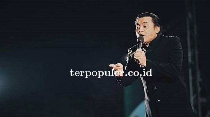 didi-kempot-nyanyi-di-panggung.jpg